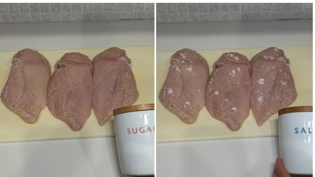 むね肉に塩と砂糖を振りかけて下味をつける工程
